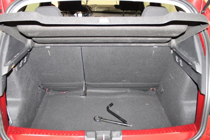 Dacia Sandero III 1.0 TCe 90 12V Skrotfordon (2022, ROOD)