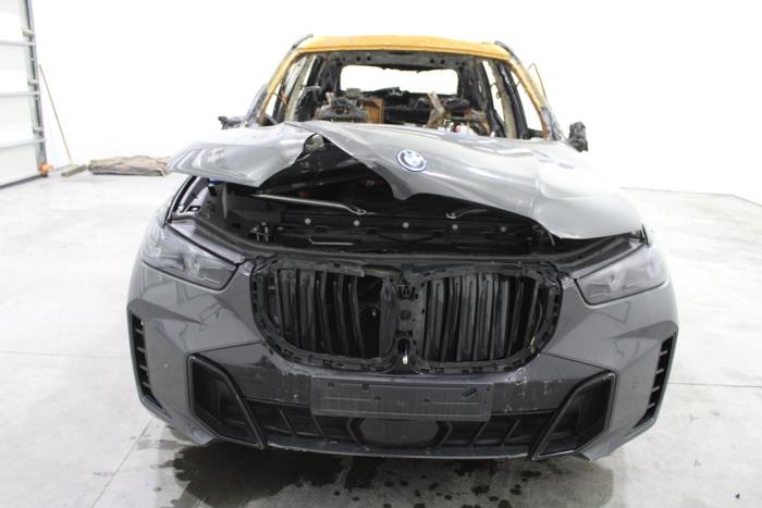 BMW X5 xDrive50e 3.0 24V Skrotfordon (2023, GRIJS)