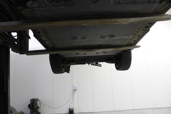 Kia EV9 76.1 kWh Sloopvoertuig (2024, Grijs)