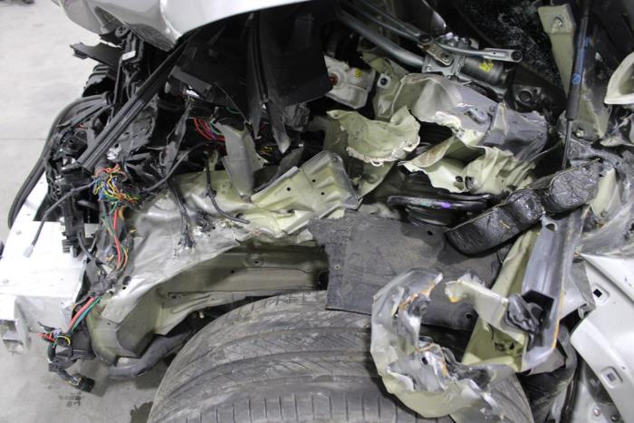 Kia EV9 76.1 kWh Sloopvoertuig (2024, Grijs)