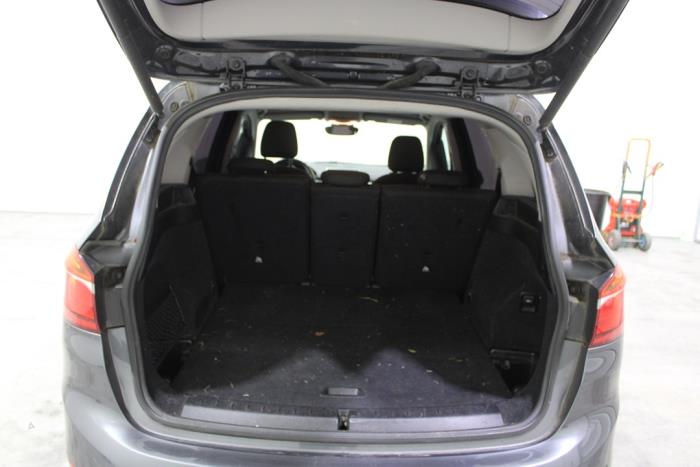 BMW 2 serie Gran Tourer 218d 2.0 TwinPower Turbo 16V Skrotfordon (2015, MINERALGRAU METALLIC)