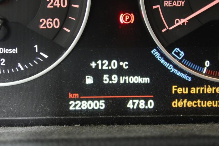 BMW 2 serie Gran Tourer 218d 2.0 TwinPower Turbo 16V Skrotfordon (2015, MINERALGRAU METALLIC)