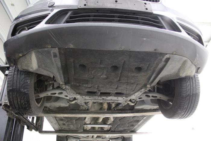 BMW 2 serie Gran Tourer 218d 2.0 TwinPower Turbo 16V Skrotfordon (2015, MINERALGRAU METALLIC)