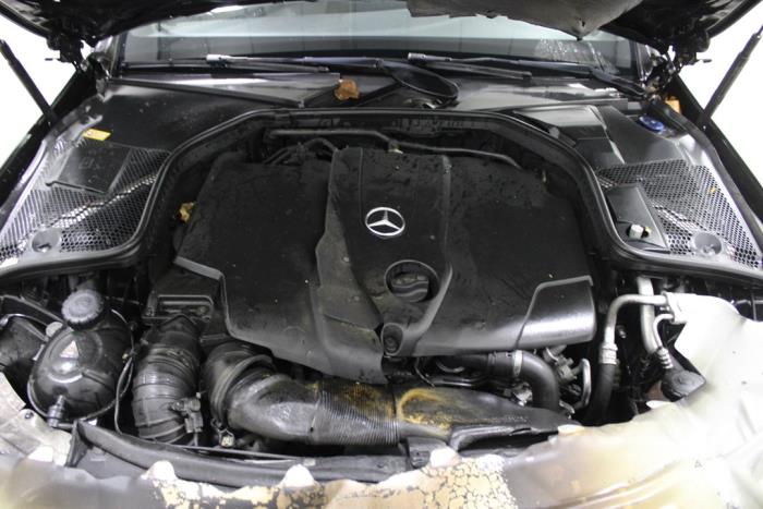 Mercedes C C-220 2.2 CDI BlueTEC, C-220 d 16V Skrotfordon (2016, ZWART)
