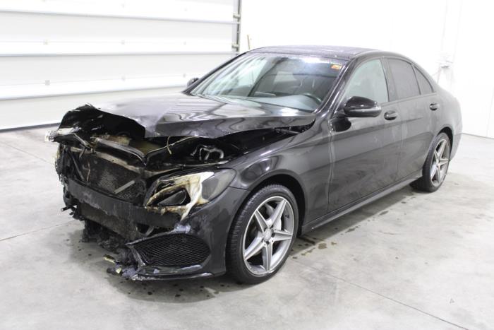 Mercedes C C-220 2.2 CDI BlueTEC, C-220 d 16V Skrotfordon (2016, ZWART)