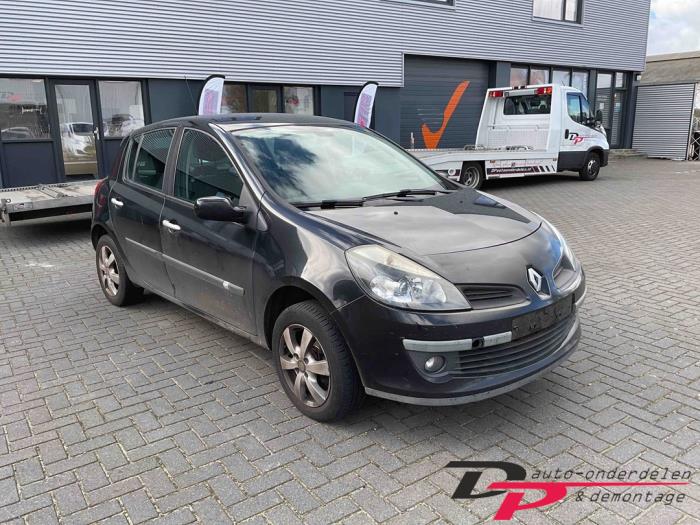 Renault Clio III 1.6 16V Salvage vehicle (2007, Black)