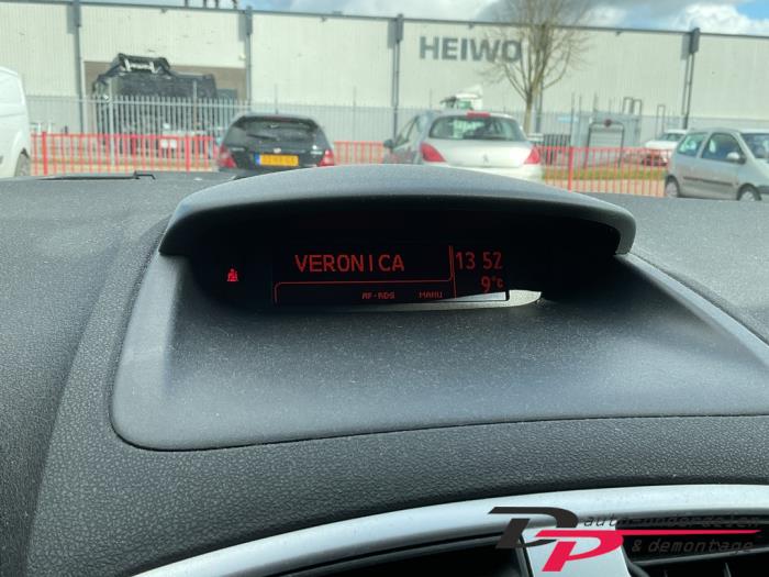 Renault Clio III 1.6 16V Salvage vehicle (2007, Black)