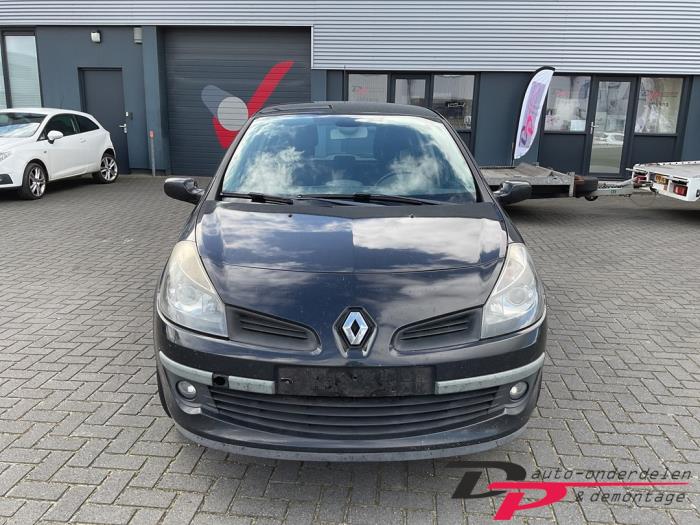 Renault Clio III 1.6 16V Salvage vehicle (2007, Black)