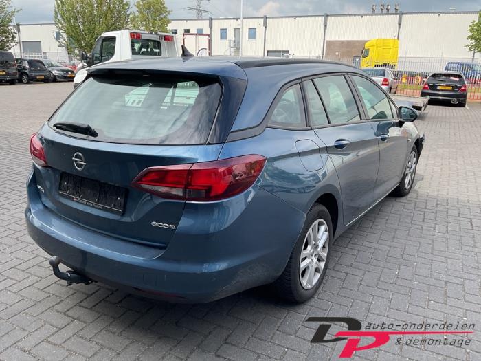 Opel Astra K Sports Tourer 1.6 CDTI 110 16V Sloopvoertuig (2016, Blauw)
