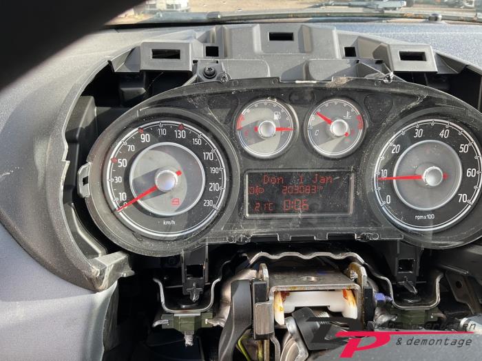 Fiat Punto Evo 1.2 Euro 4 Skrotfordon (2010, ZWART)