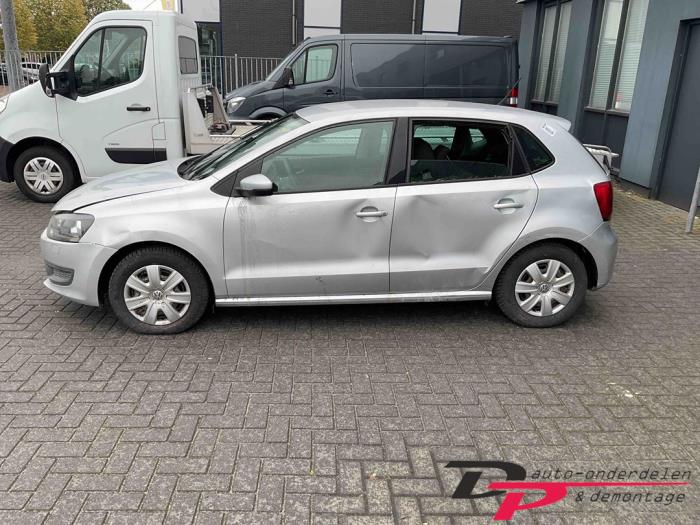 Volkswagen Polo V 1.2 12V BlueMotion Technology Skrotfordon (2009, GRIJS)