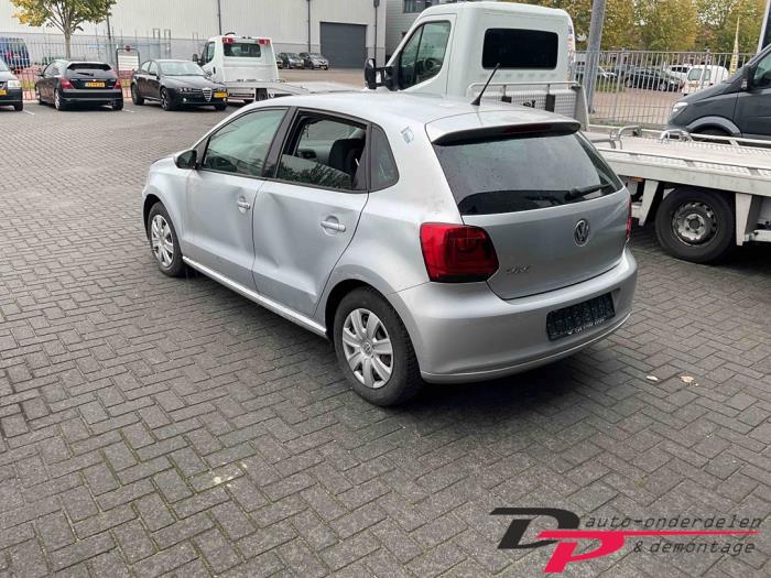 Volkswagen Polo V 1.2 12V BlueMotion Technology Skrotfordon (2009, GRIJS)