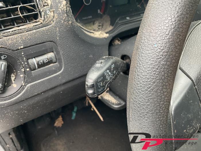 Volkswagen Polo V 1.2 12V BlueMotion Technology Skrotfordon (2009, GRIJS)