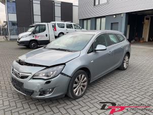 Opel Astra J Sports Tourer 1.4 16V ecoFLEX  (Salvage)