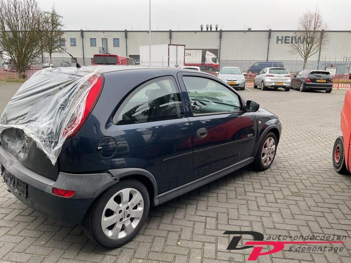 Opel Corsa C 1.2 16V Sloopvoertuig (2001, Blauw)