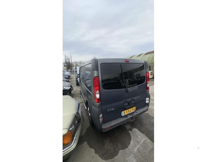 Opel Vivaro 2.0 CDTI Skrotfordon (2012)