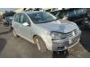 Volkswagen Golf V 2.0 FSI 16V Skrotfordon (2004, GRIJS)