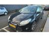 Ford Focus 3 Wagon 1.0 Ti-VCT EcoBoost 12V 125 Samochód złomowany (2014, Czarny)