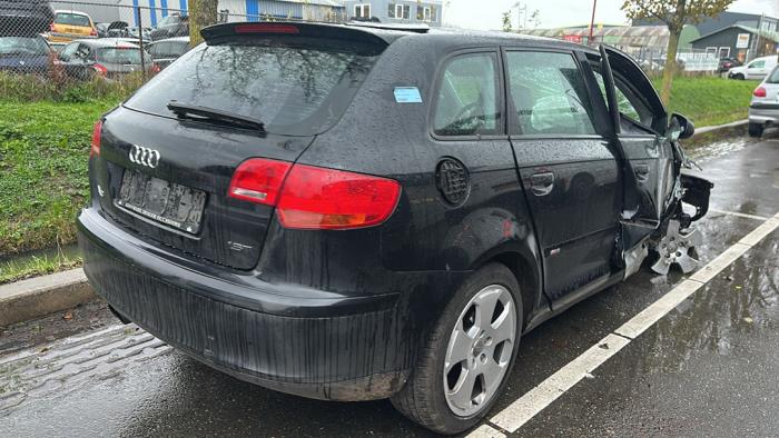 Audi A3 Sportback 1.8 TFSI 16V Samochód złomowany (2009)