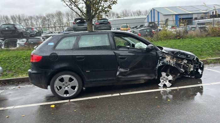 Audi A3 Sportback 1.8 TFSI 16V Samochód złomowany (2009)