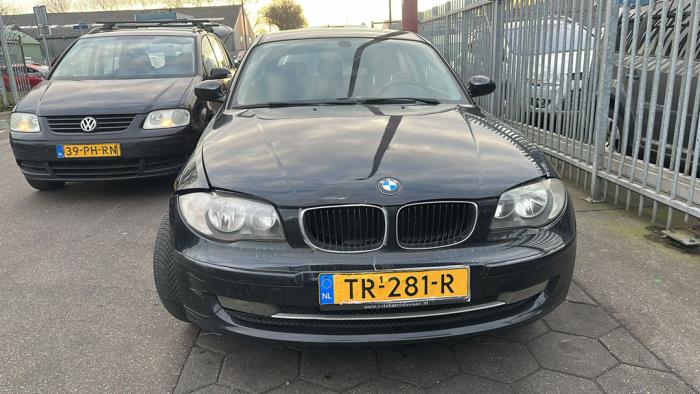 BMW 1 serie 116d 16V Sloopvoertuig (2009, Zwart)