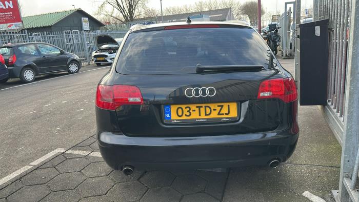 Audi A6 2.0 T FSI 16V Sloopvoertuig (2006, Zwart)
