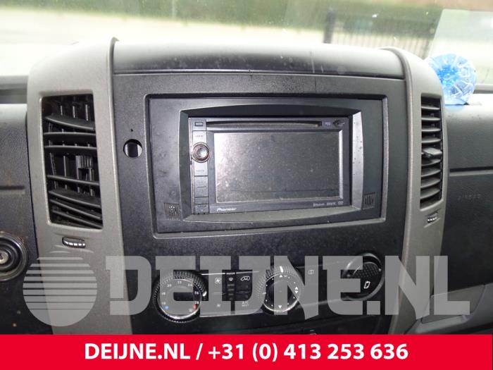 Volkswagen Crafter 2.0 TDI 16V Skrotfordon (2012, NIET VAN TOEPASSING)