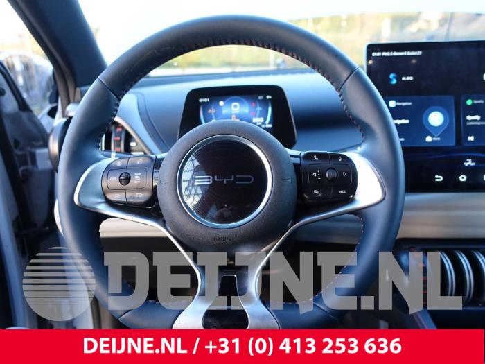 BYD Atto 3 60kWh Skrotfordon (2023, GRIJS)