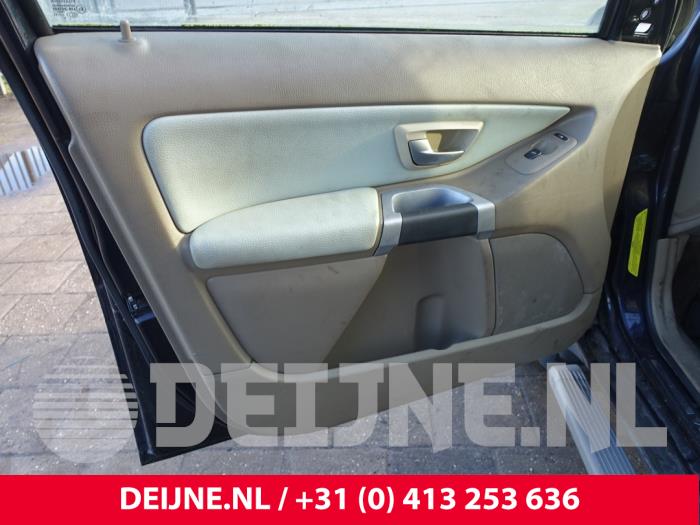 Volvo XC90 I 2.4 D5 20V Sloopvoertuig (2006, Donker, Blauw)