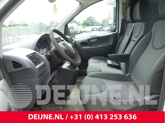 Peugeot Expert 2.0 HDi 140 16V Sloopvoertuig (2011, Wit)