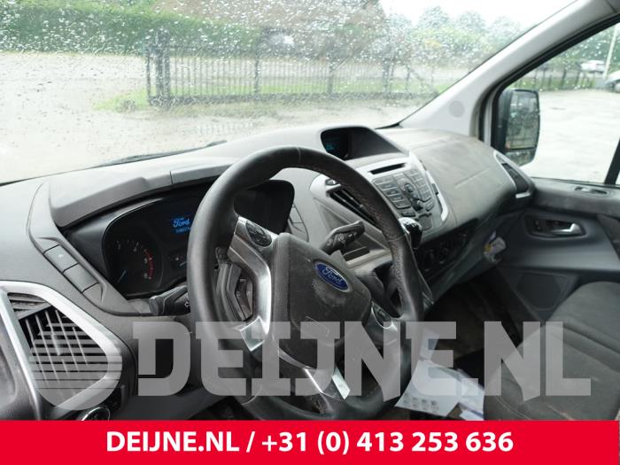 Ford Transit Custom 2.2 TDCi 16V Skrotfordon (2015, WIT)
