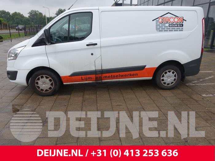 Ford Transit Custom 2.2 TDCi 16V Skrotfordon (2015, WIT)