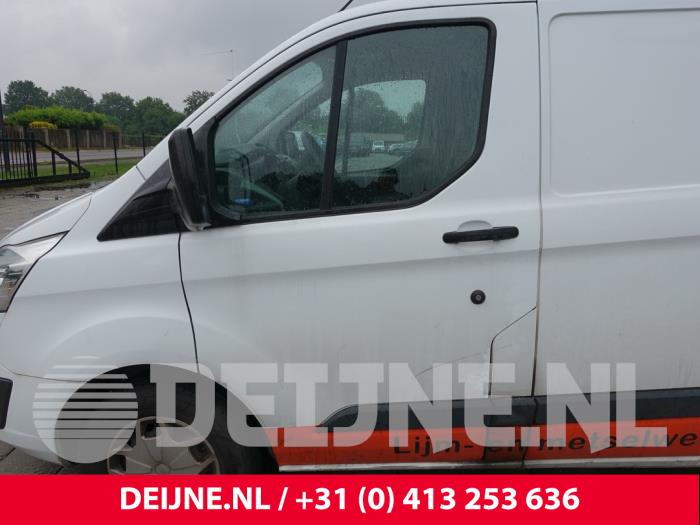 Ford Transit Custom 2.2 TDCi 16V Skrotfordon (2015, WIT)