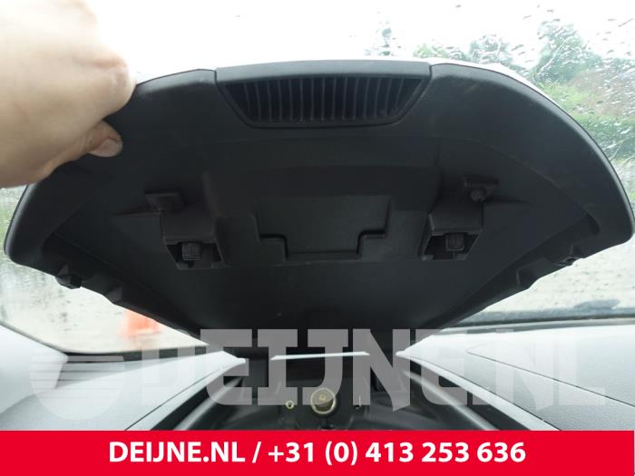 Ford Transit Custom 2.2 TDCi 16V Skrotfordon (2015, WIT)