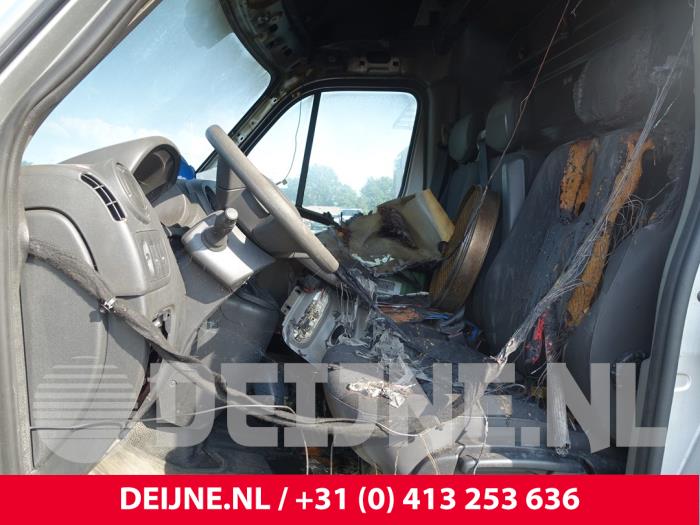 Opel Movano 2.3 CDTi 16V FWD Samochód złomowany (2019, Szary)