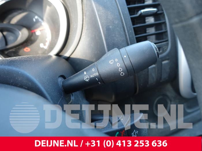 Fiat Talento 1.6 MultiJet Biturbo 120 Samochód złomowany (2019, Bialy)