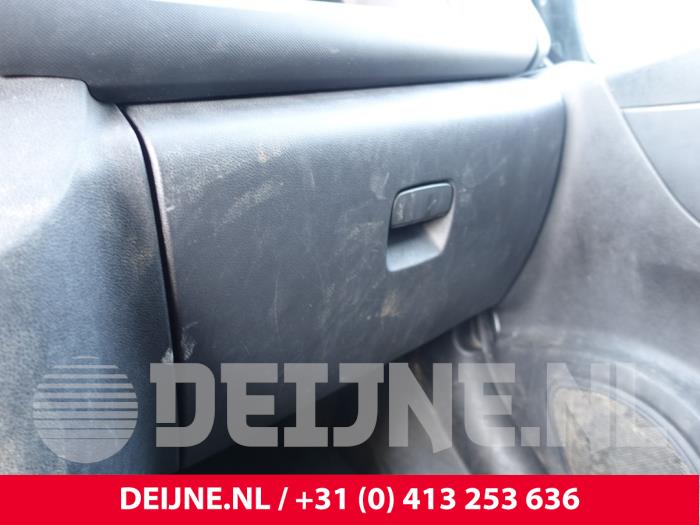 Fiat Talento 1.6 MultiJet Biturbo 120 Samochód złomowany (2019, Bialy)