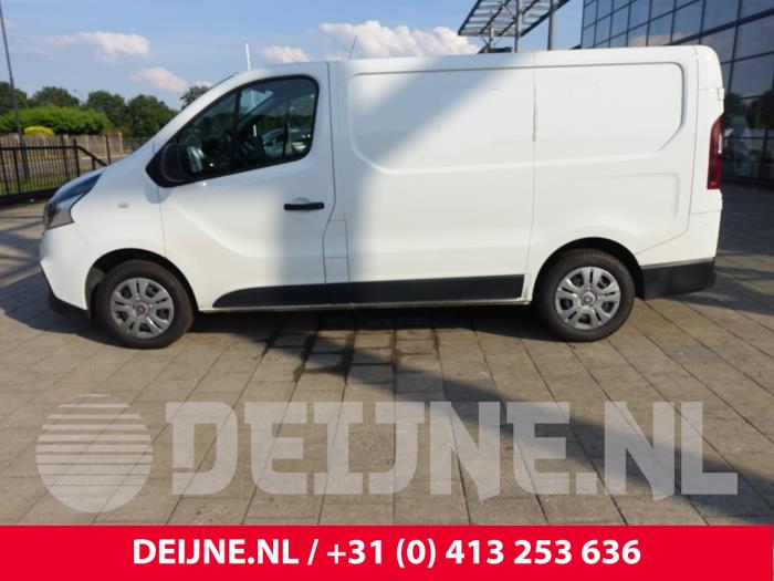 Fiat Talento 1.6 MultiJet Biturbo 120 Samochód złomowany (2019, Bialy)