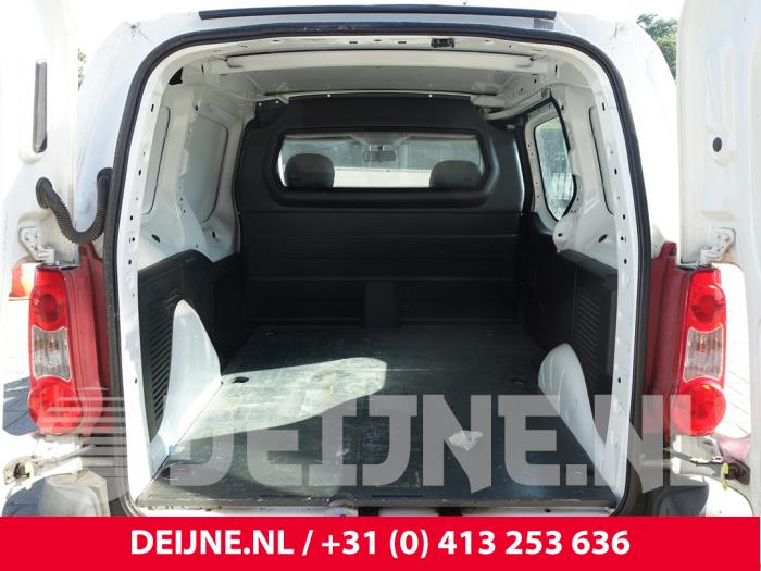 Citroen Berlingo 1.6 Hdi 16V 90 Samochód złomowany (2010, Bialy)