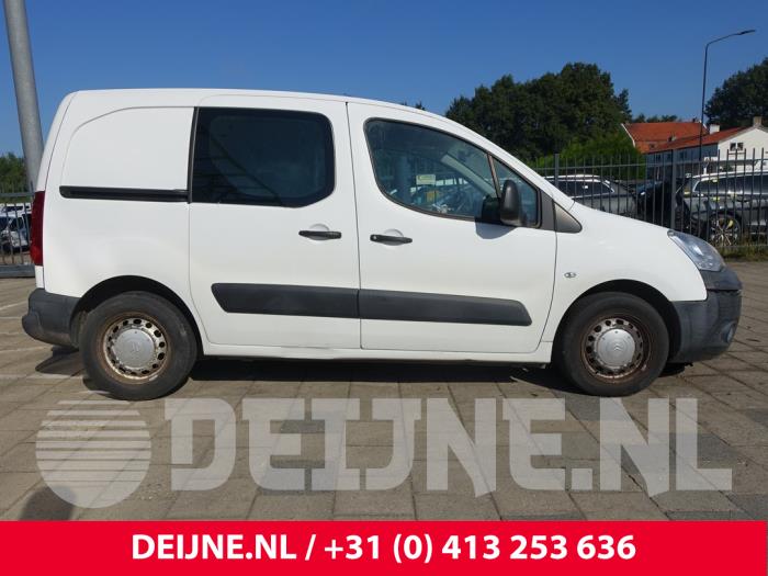 Citroen Berlingo 1.6 Hdi 16V 90 Samochód złomowany (2010, Bialy)