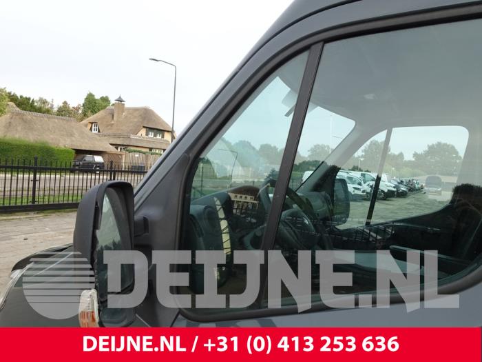 Renault Master III 2.3 dCi 125 16V FWD Skrotfordon (2019, GROEN)