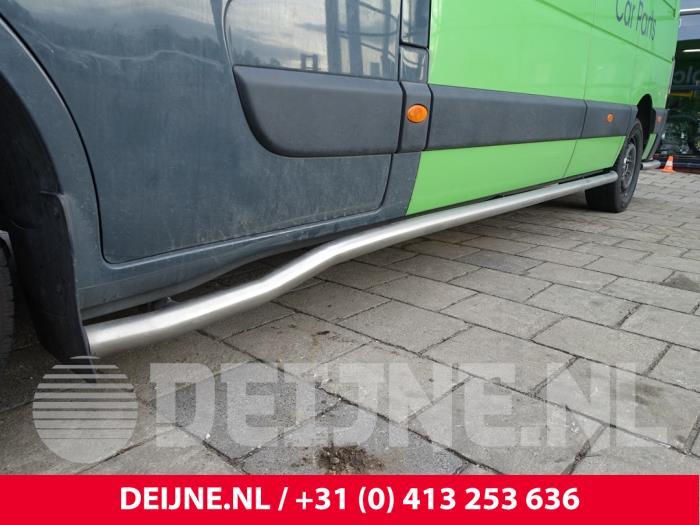 Renault Master III 2.3 dCi 125 16V FWD Skrotfordon (2019, GROEN)