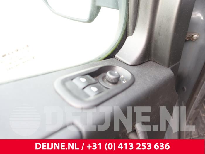 Renault Master III 2.3 dCi 125 16V FWD Skrotfordon (2019, GROEN)