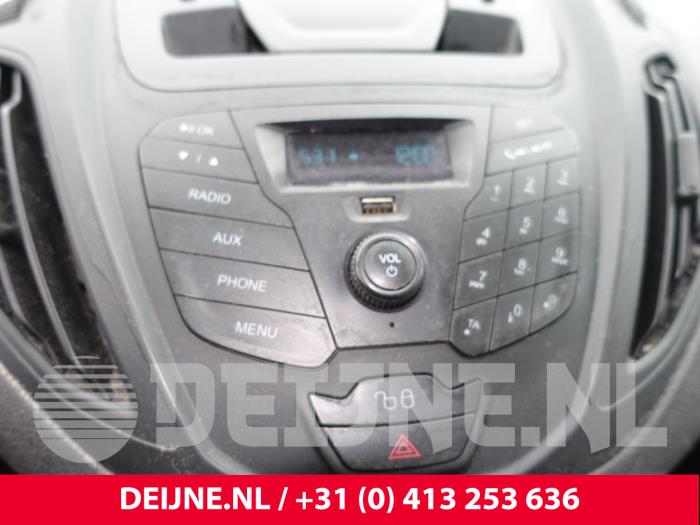 Ford Transit Courier 1.5 TDCi 75 Skrotfordon (2016, WIT)