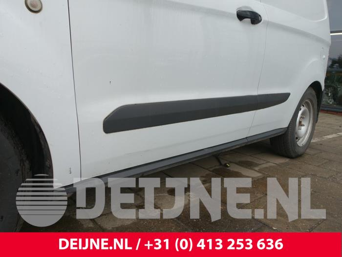 Ford Transit Courier 1.5 TDCi 75 Skrotfordon (2016, WIT)