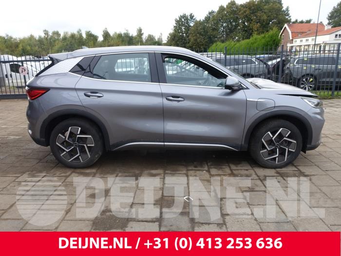 BYD Atto 3 60kWh Skrotfordon (2023, DONKER GRIJS)