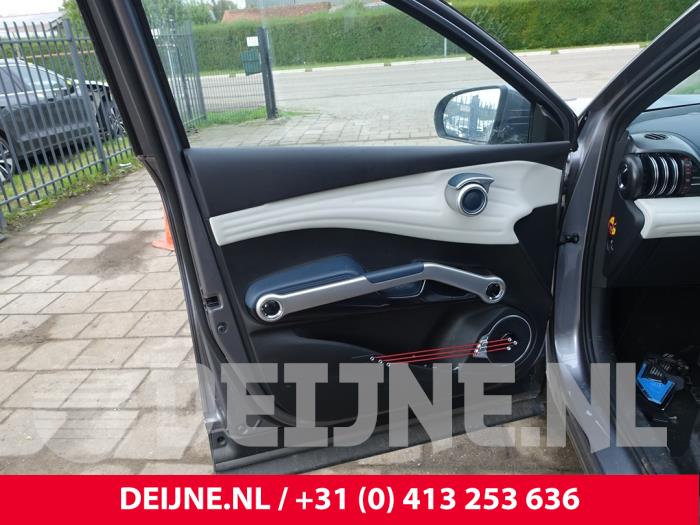 BYD Atto 3 60kWh Skrotfordon (2023, DONKER GRIJS)
