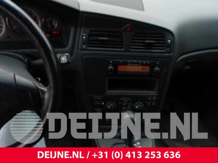 Volvo S60 I 2.4 20V 140 Skrotfordon (2003, ROOD)