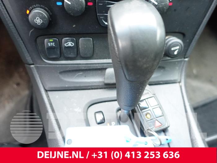 Volvo S60 I 2.4 20V 140 Skrotfordon (2003, ROOD)