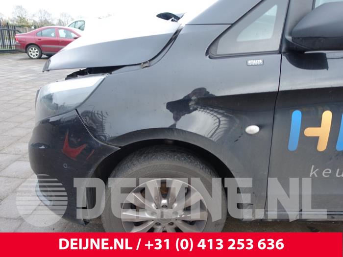 Mercedes Vito 2.2 114 CDI 16V Skrotfordon (2019, ZWART)